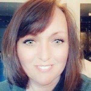 Meet your Posher, Naomi